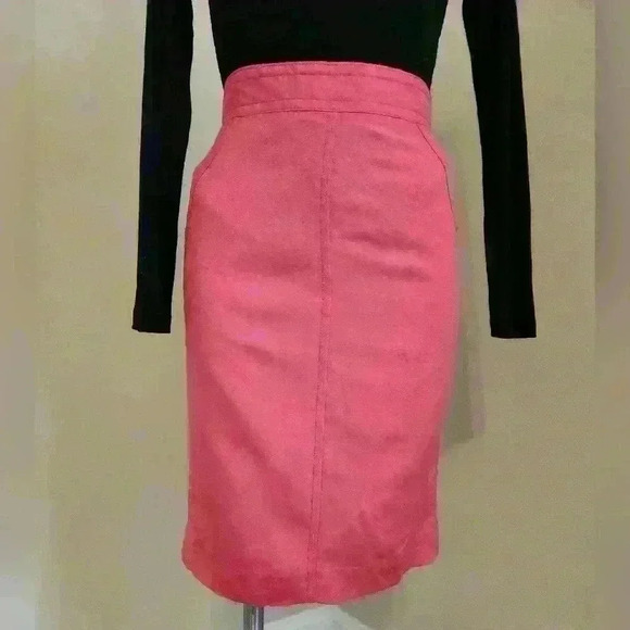 Ann Taylor pink pencil skirt - Picture 2 of 6